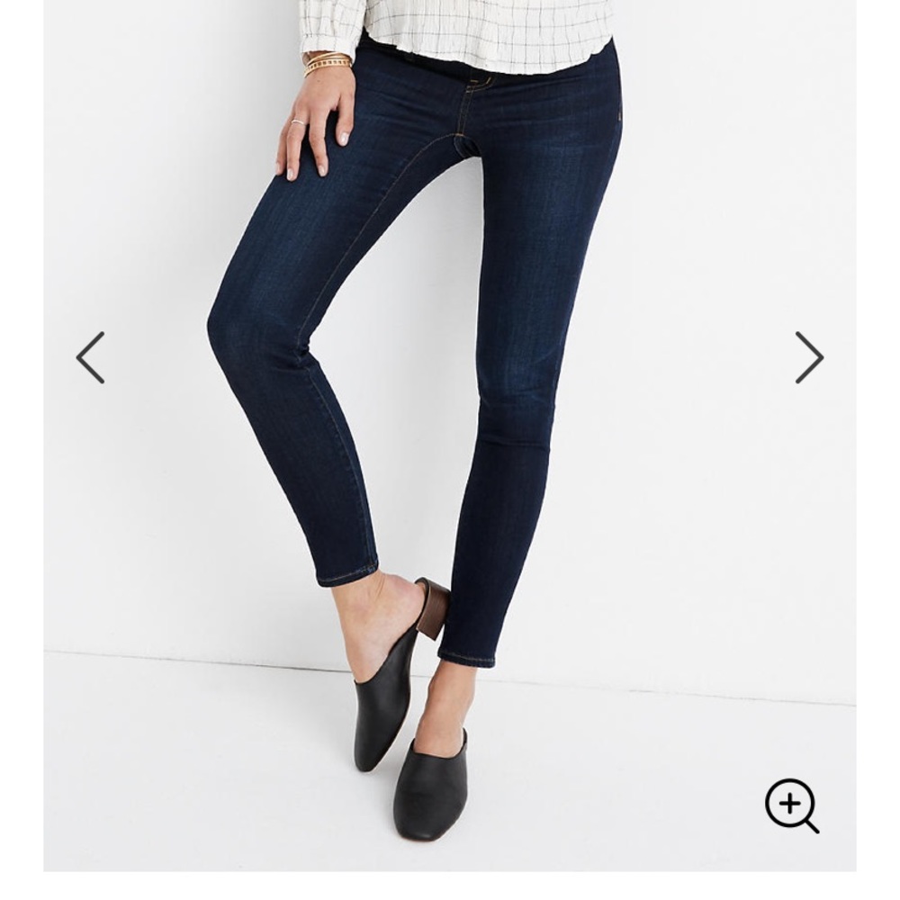 Maternity Side-Panel Skinny Jeans in Larkspur wash